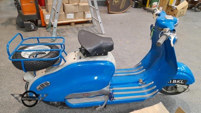 Lot 381 - 1957 LAMBRETTA LD150 GT