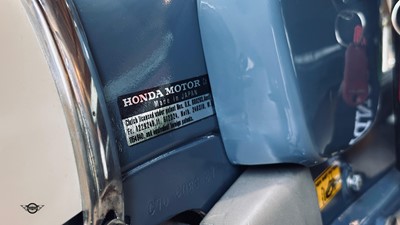 Lot 189 - 1972 HONDA C70