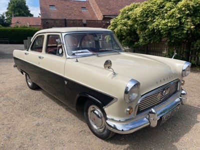 Lot 482 - 1947 MORRIS LIGHT VAN