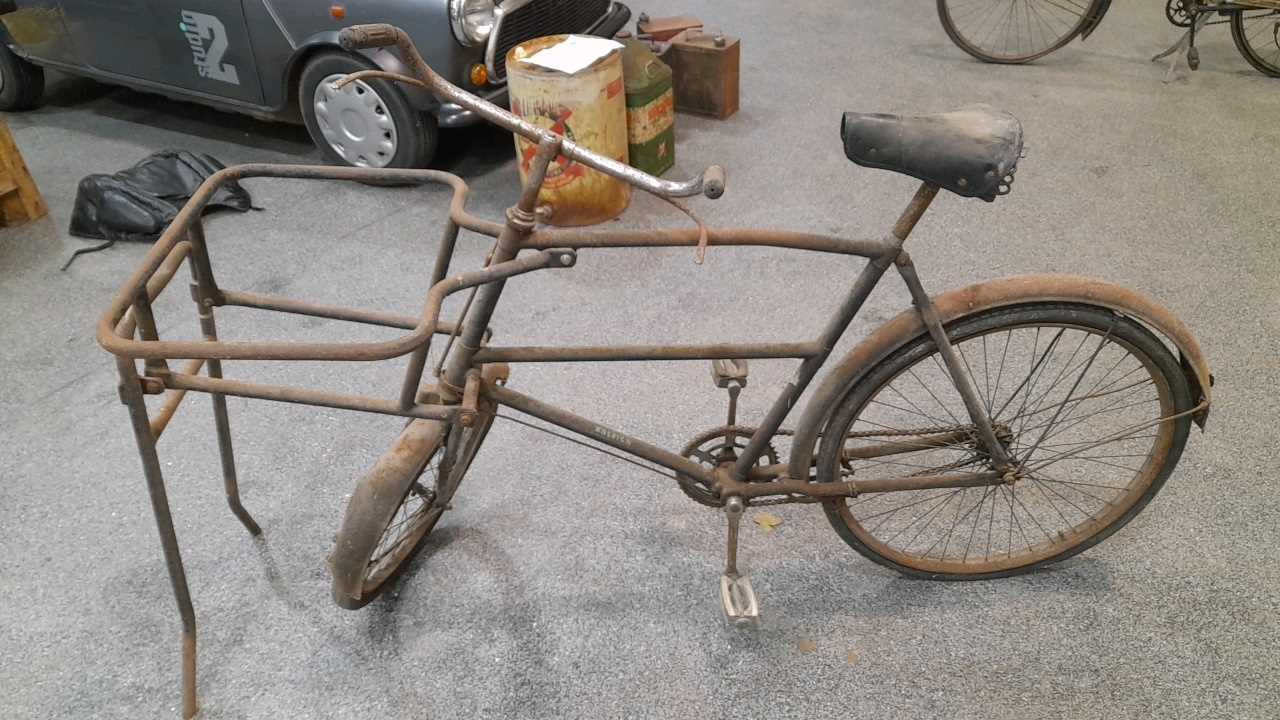 Lot 540 TRADE BIKE BUTCHER BAKER