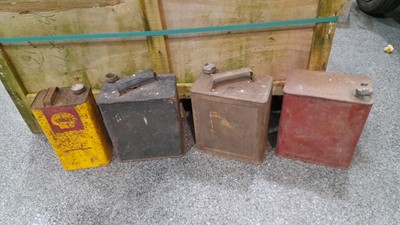 Lot 217 - 4X PETROL/OIL CANS