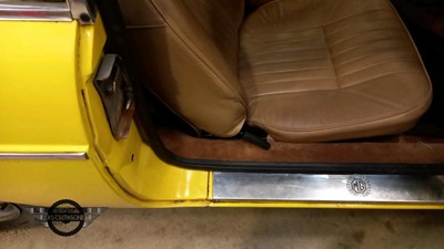 Lot 297 - 1981 MG B GT