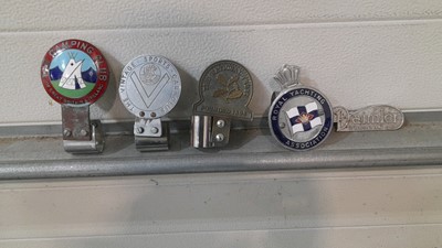 Lot 456 - 5X CAR BADGES