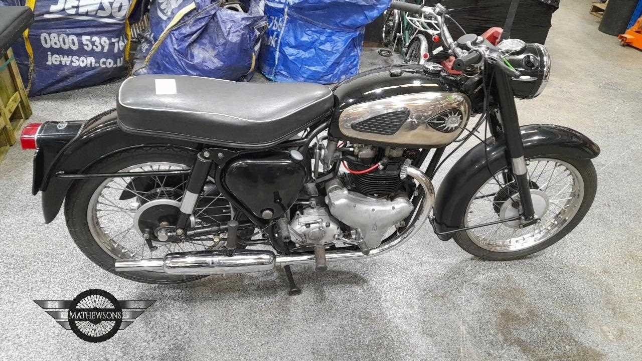 Lot 124 - 1960 BSA 500