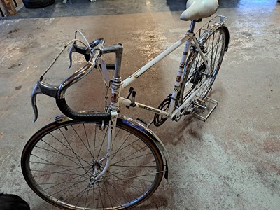 Lot 540 - PEUGEOT 1980'S RACING BIKE