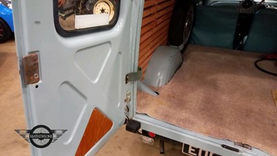 Lot 117 - 1972 MORRIS 1000 VAN