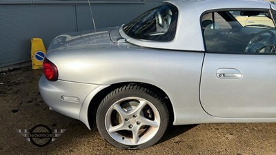 Lot 647 - 2003 MAZDA MX-5 S-VT SPORT