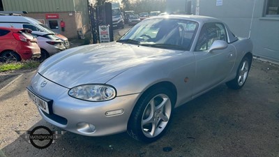 Lot 647 - 2003 MAZDA MX-5 S-VT SPORT