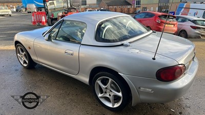 Lot 647 - 2003 MAZDA MX-5 S-VT SPORT