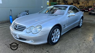 Lot 101 - 2002 MERCEDES SL 500 AUTO