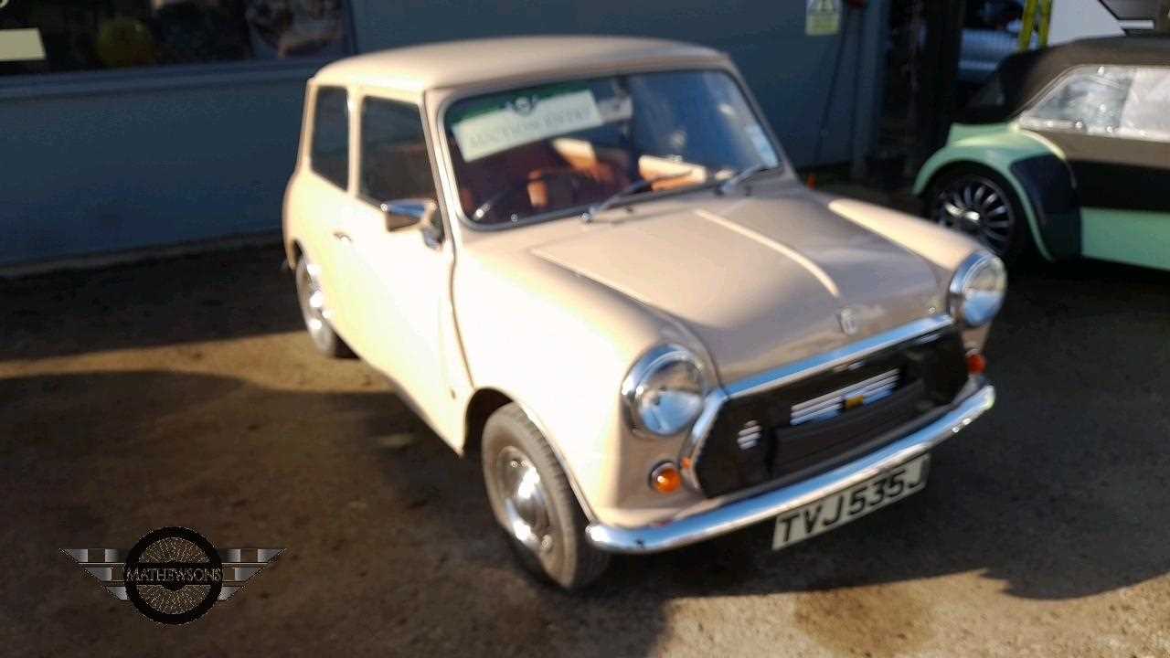 Lot 499 - 1970 AUSTIN MINI 1000