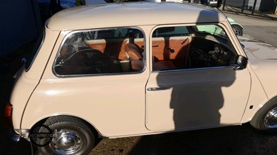 Lot 499 - 1970 AUSTIN MINI 1000