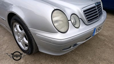 Lot 557 - 1999 MERCEDES CLK 320