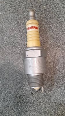 Lot 575 - LARGE PLASTIC DISPLAY SPARK PLUG