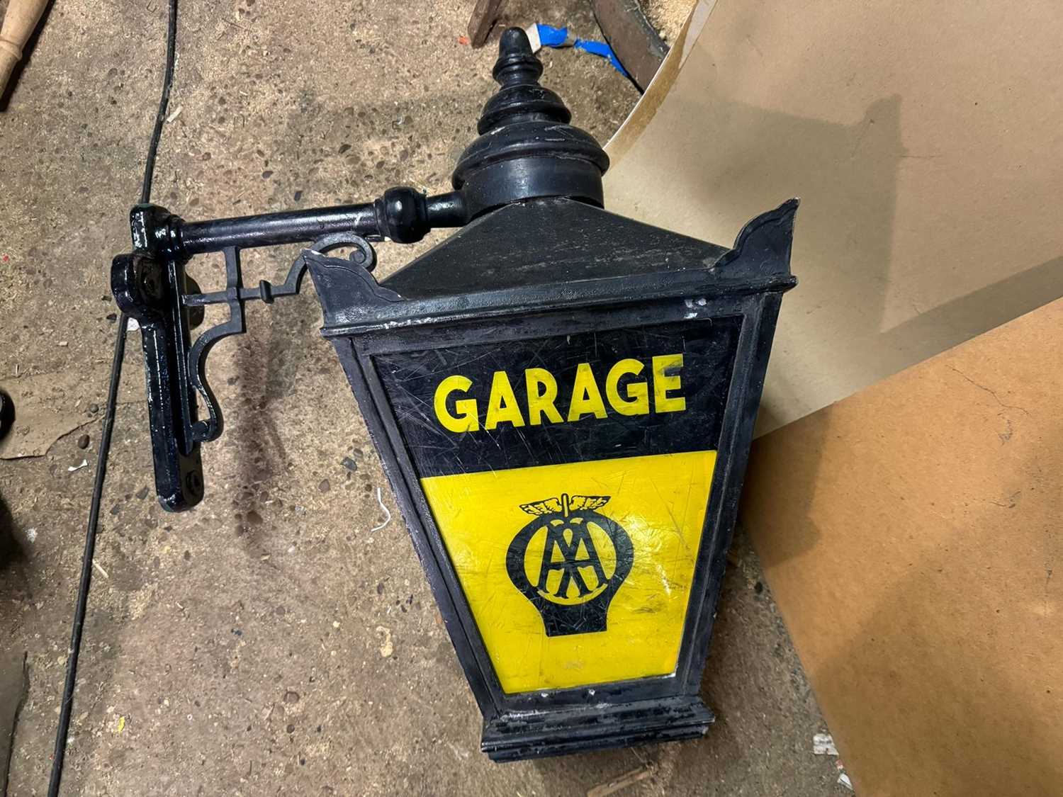 Lot 416 - LARGE VINTAGE STYLE AA GARAGE LAMP  29" X 16"