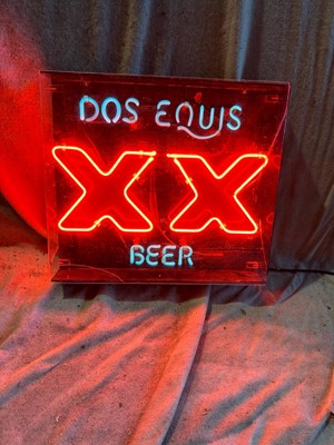 Lot 432 - XX BEER LIGHT UP SIGN  20" X 18"