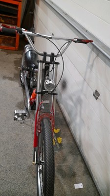 Lot 59 - SCHWINN STINGRAY LOWRIDER CHOPPER SHOW BIKE