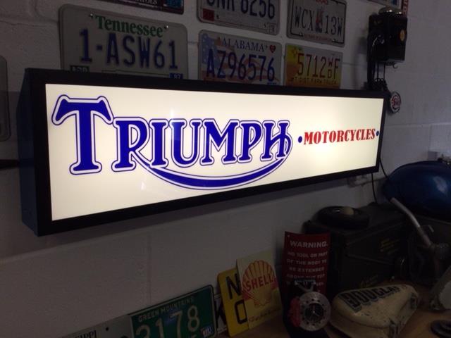 Triumph Led Sign Lot 266 - ILLUMINATED TRIUMPH MOTORCYCLES SIGN
