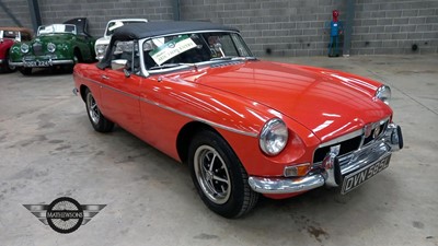 Lot 173 - 1973 MG B