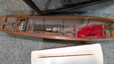 Lot 411 - 4X WOODEN RADIO CONTROLLED BOATS  ( NO RADIO GEAR WITH THESE BOATS )