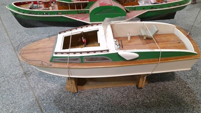 Lot 411 - 4X WOODEN RADIO CONTROLLED BOATS  ( NO RADIO GEAR WITH THESE BOATS )