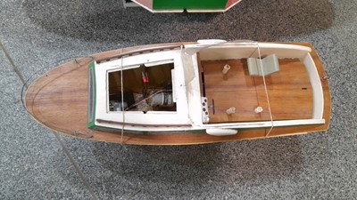 Lot 411 - 4X WOODEN RADIO CONTROLLED BOATS  ( NO RADIO GEAR WITH THESE BOATS )