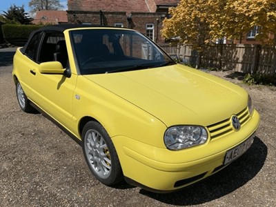 Lot 100 - 2002 VOLKSWAGEN GOLF CABRIOLET