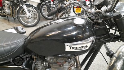 Lot 590 - 1983 TRIUMPH T140 ES