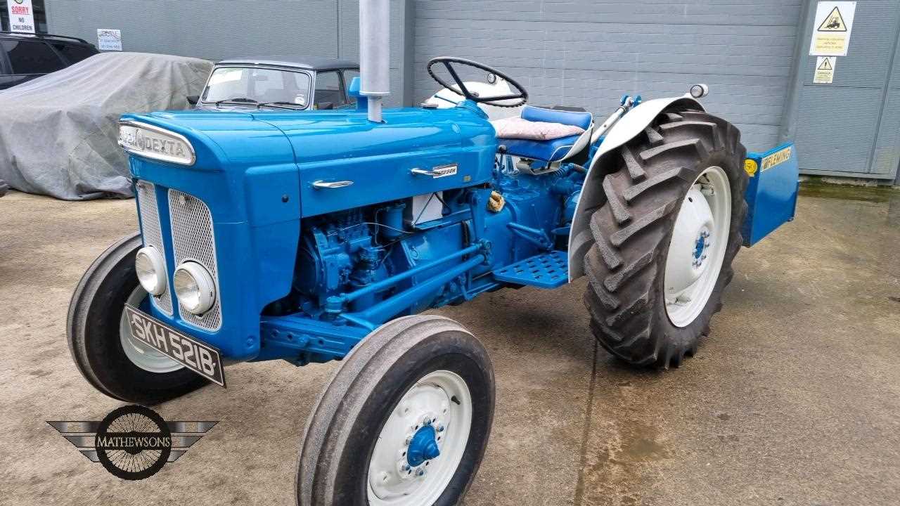 Dexta Lot 237 - 1964 FORDSON SUPER DEXTA