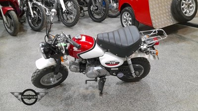 Lot 679 - 2004 HONDA Z50