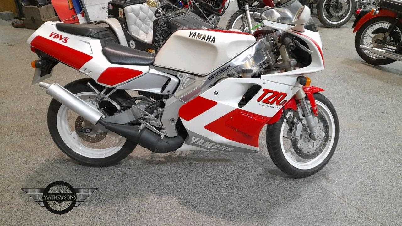 Lot 651 1994 YAMAHA TZR 125 BELGARDA lot-651-1994-yamaha-tzr-125-belgarda