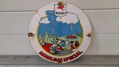 Lot 185 - MOBILGAS SPECIAL ENAMEL SIGN 12" DIA