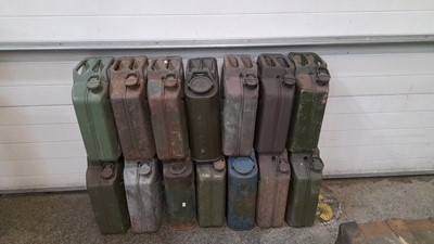 Lot 372 - 14 X 20L JERRY CANS