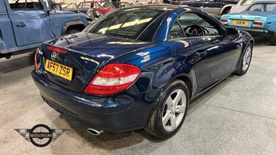 Lot 240 - 2007 MERCEDES SLK280 AUTO