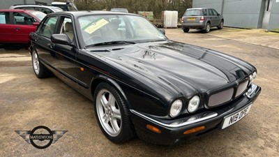 Lot 684 - 1998 JAGUAR XJR V8 AUTO