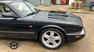 Lot 684 - 1998 JAGUAR XJR V8 AUTO