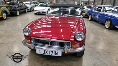 Lot 113 - 1975 MG B ROADSTER