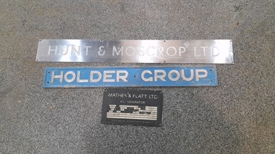 Lot 78 M - 3 SIGNS & 2 GUAGES