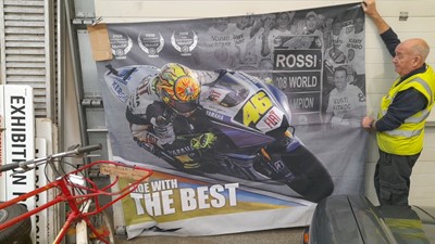Lot 84 - ROSSI BANNER , RIDE THE BEST YAMAHA 46