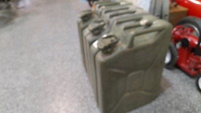 Lot 291 - 3X MILITARY JERRY CANS