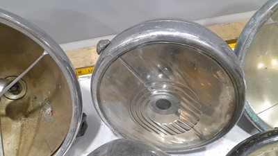 Lot 117 - 5 ASSORTED HEADLAMPS