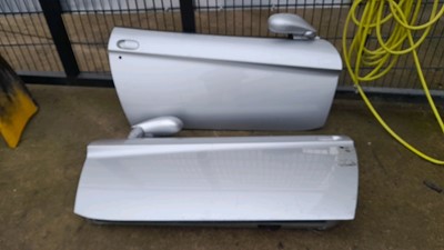 Lot 97 M - FERRARI 456 1994-97  PAIR OF SILVER PAINTED DOORS