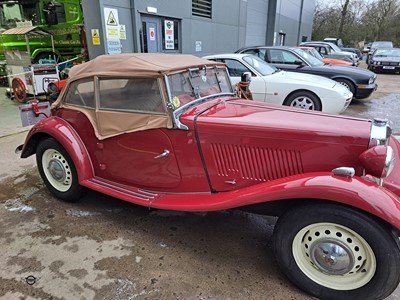 Lot 328 - 1953 MG TD/TF