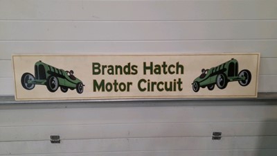 Lot 558 - WOODEN HAND PAINTED BRANDS HATCH MOTOR CIRCUIT SIGN 63" X 12"