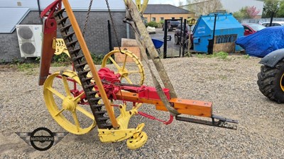 Lot 578 - 1942 FORDSON STANDARD N TRACTOR & BAMFORD MOWER