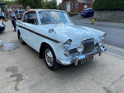 Lot 9 - 1959 FORD ZODIAC