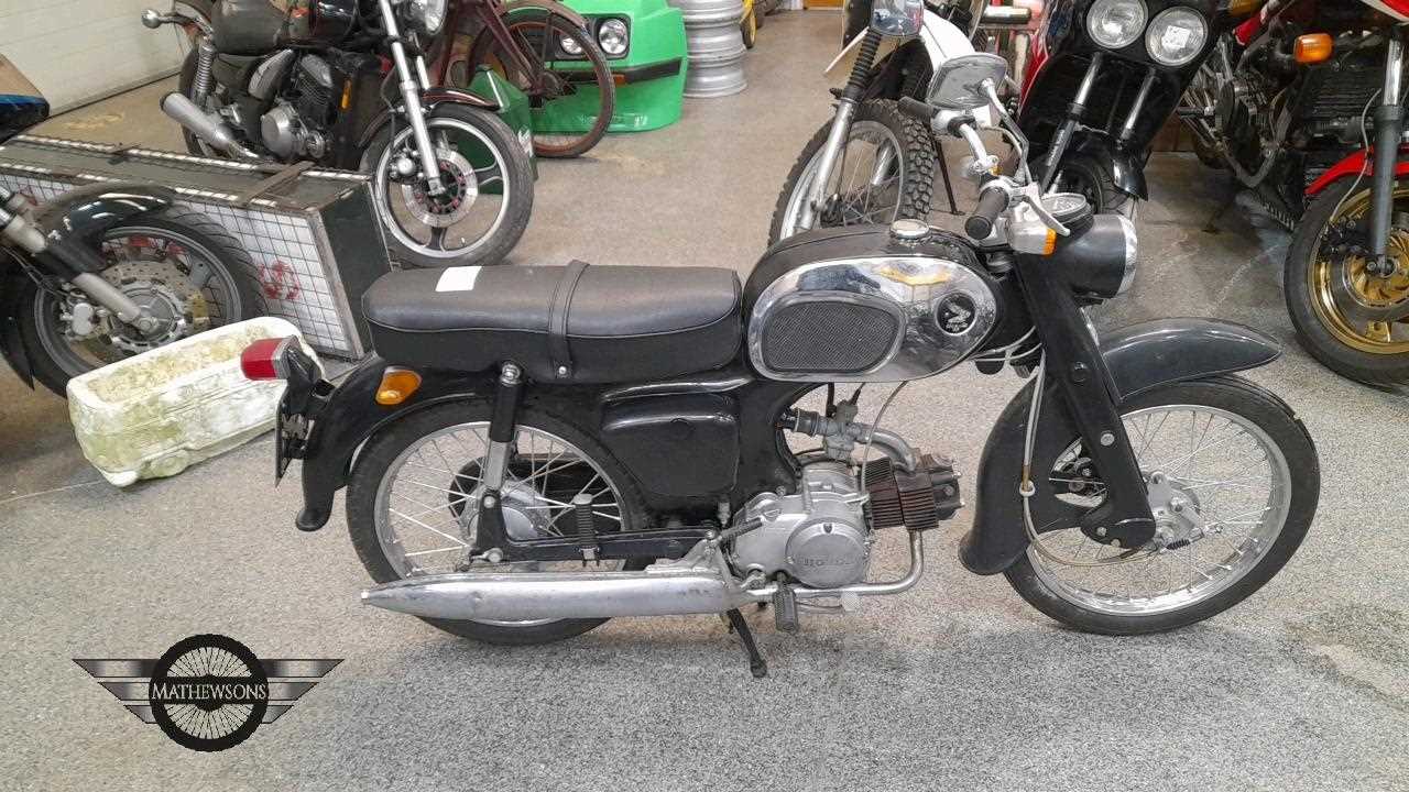 Lot 155 - 1965 HONDA C200