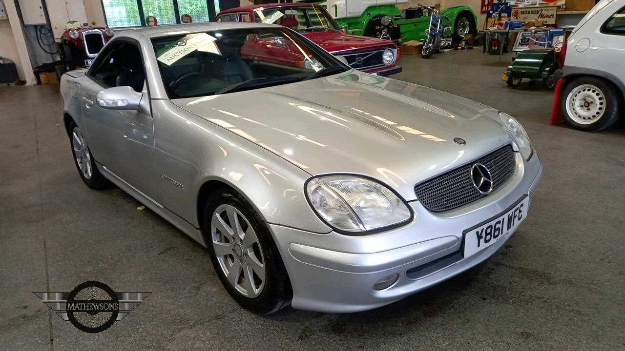 Lot 175 - 2001 MERCEDES SLK200 KOMPRESSOR AUTO