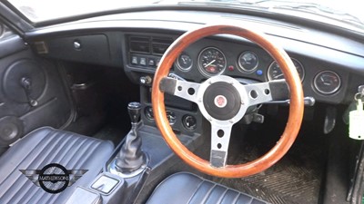Lot 624 - 1975 MG B GT