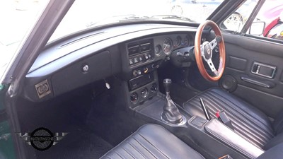 Lot 624 - 1975 MG B GT